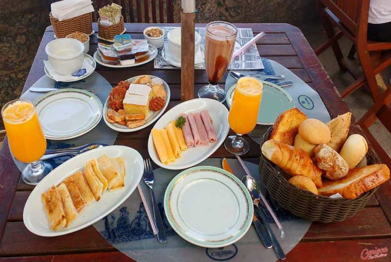 Forte de Copacabana café da manhã com muita história e