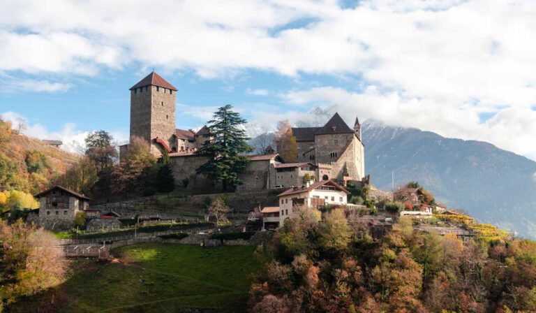 Castelo do Tirol